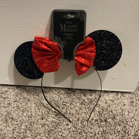 Disney Accessories - Metal Minnie Ears